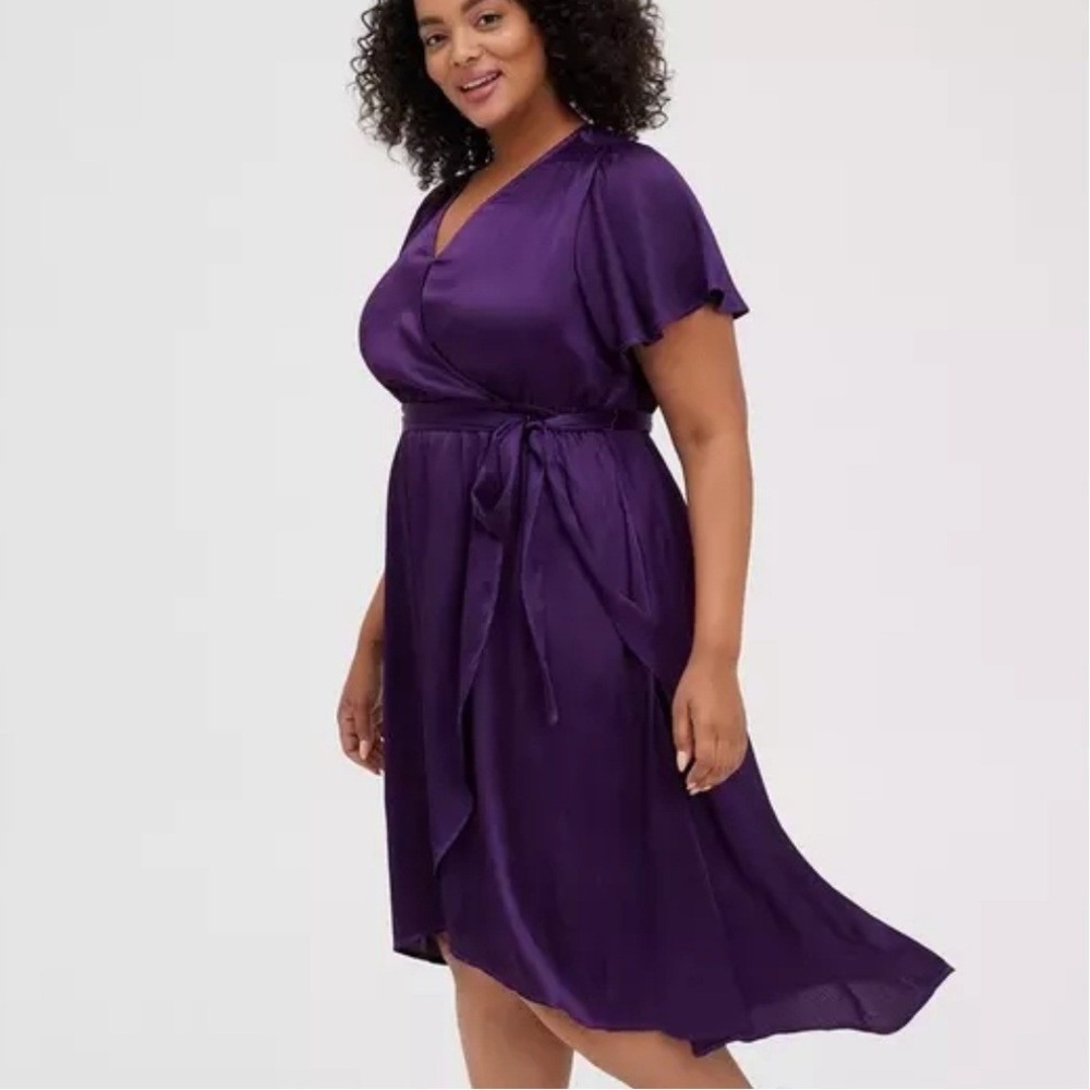 NEW Torrid Crinkle Shine Wrap Midi Dress Sz 3 3X Belted Satin Hi Low V-Neck NWT